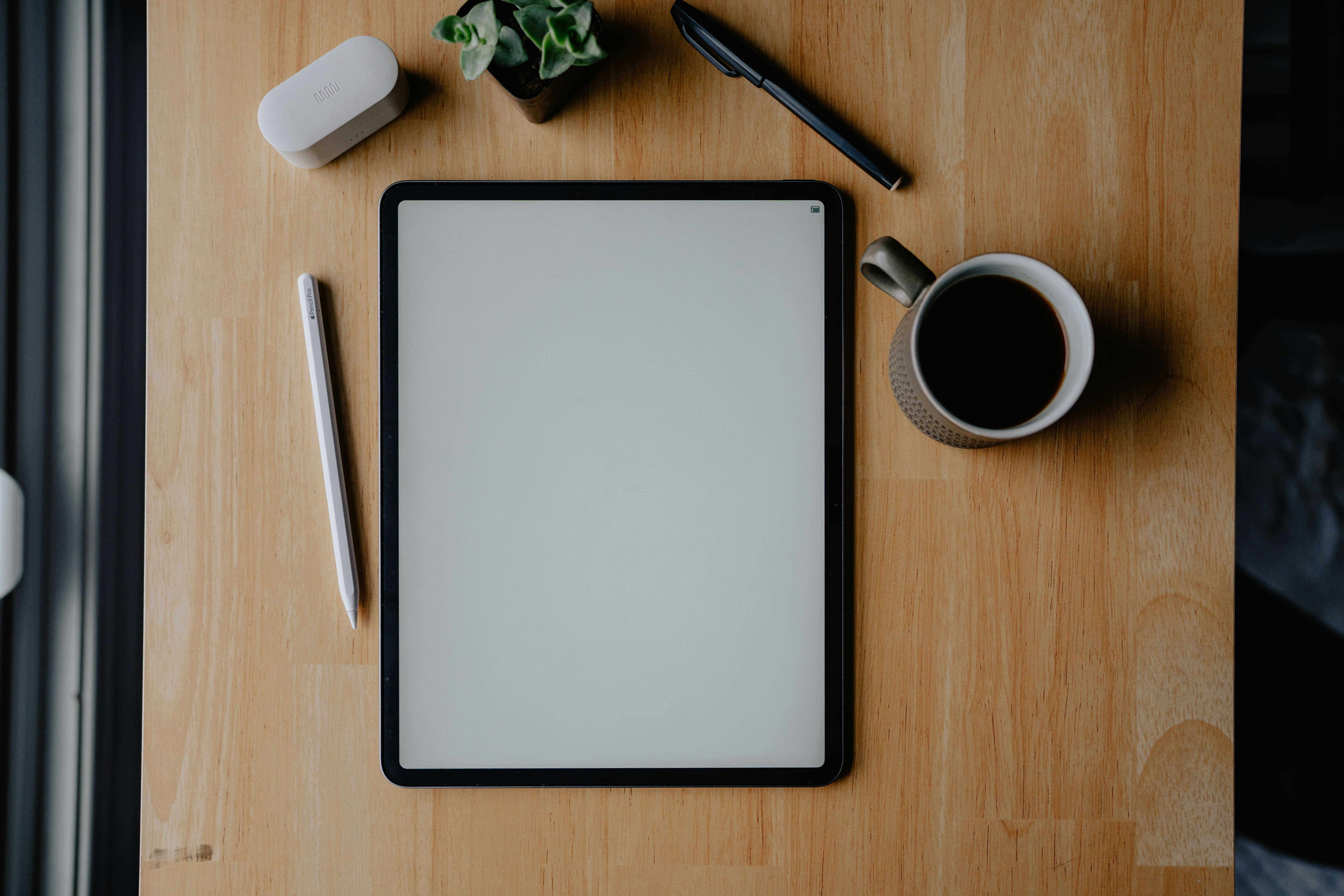 Luke Jones E1ua34o1psm Unsplash